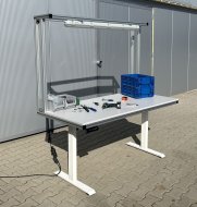 Výškovo nastaviteľný elektrický stôl z hliníkových profilov - 2