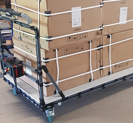 Prepravný vozík s elektricky poháňanými kolieskami